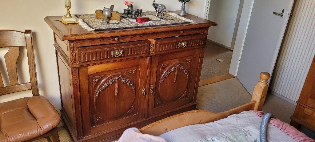 antiek dressoir en diverse mooie zaken-zie foto,s!!!, Uniek, 150 tot 200 cm, Ophalen of Verzenden, Info@car-oke.nl