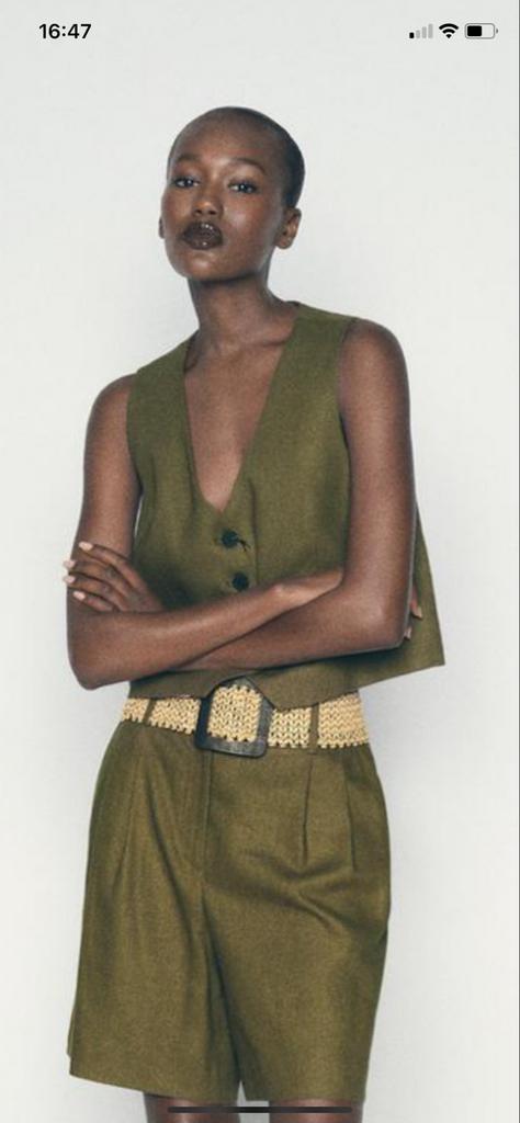 Zara shorts en gilet set nieuw L/XL, Kleding | Dames, Ophalen of Verzenden, Nieuw