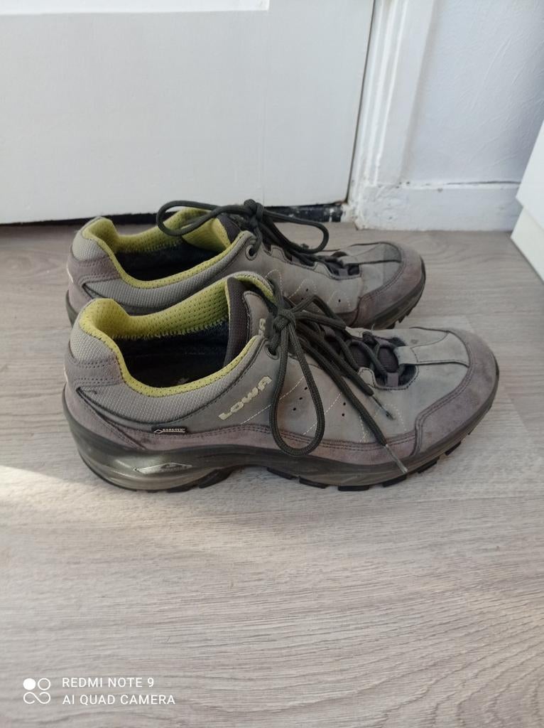 Lowa wandel schoenen maat 34½, Ophalen of Verzenden, Wandelschoenen of Bergschoenen