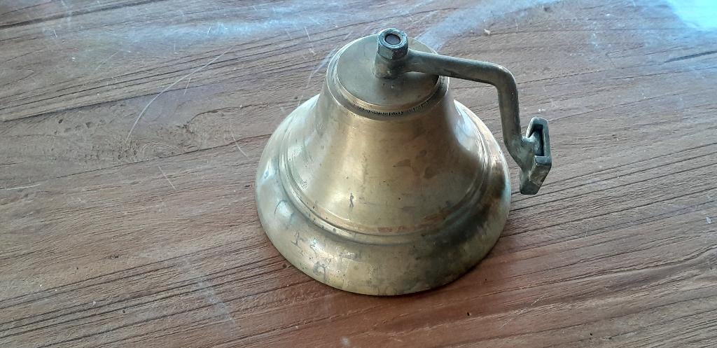 Scheepsbel - Messing - met massieve beugel, Ophalen of Verzenden, Koper