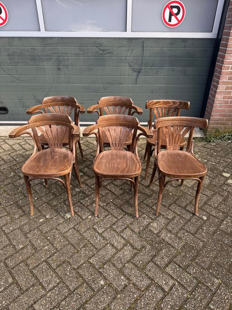 6 nette thonet stoelen te koop, Huis en Inrichting, Stoelen, Ophalen of Verzenden, Zo goed als nieuw, Bruin, Vijf, Zes of meer stoelen