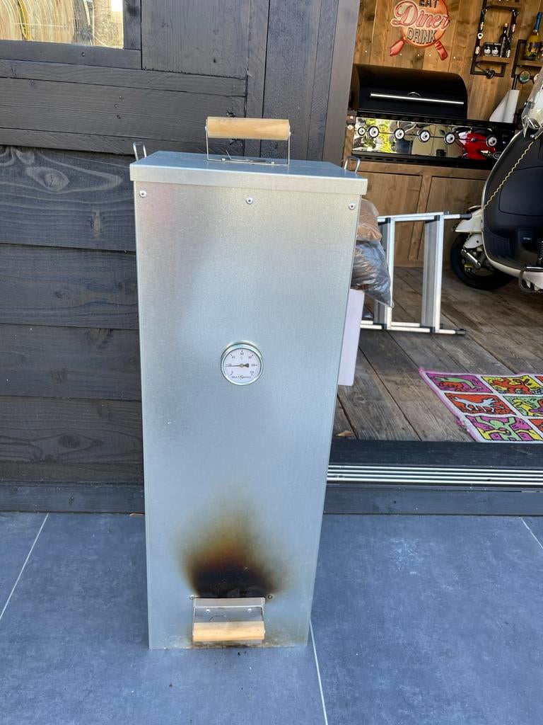 Rookkast - Ideaal voor het roken van vis en vlees, Ophalen, Gebruikt, Met accessoires