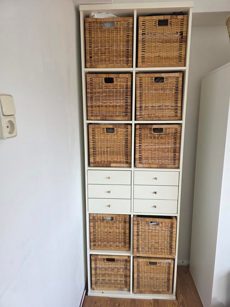Hoge kast met rieten manden en lades - IKEA Kallax stijl, Ophalen of Verzenden, Gebruikt
