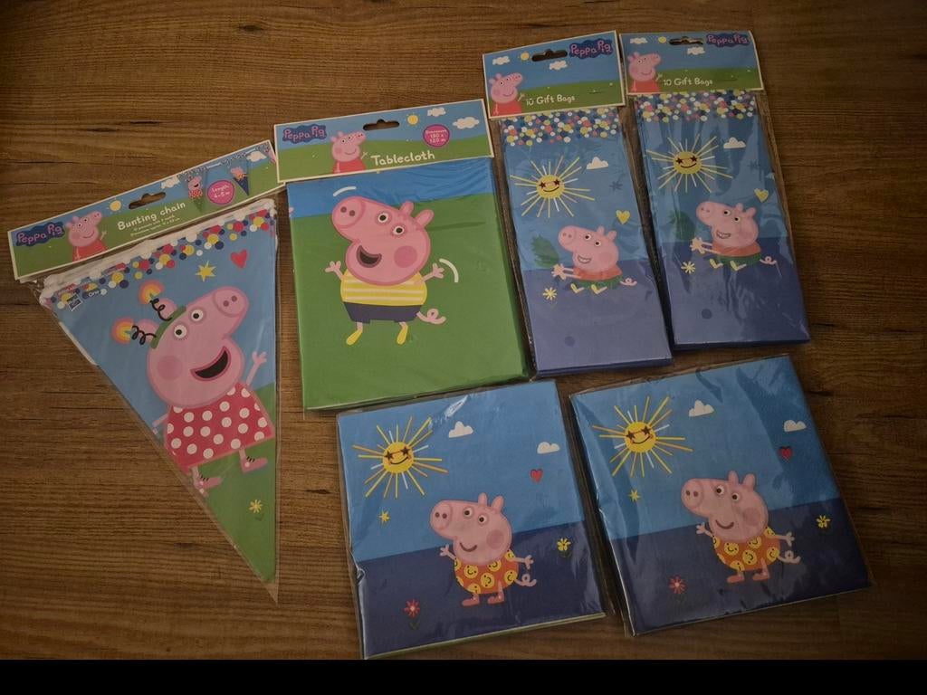 Peppa pig thema- verjaardags feestartikelen, Hobby en Vrije tijd, Feestartikelen, Ophalen, Nieuw, Versiering, Verjaardag