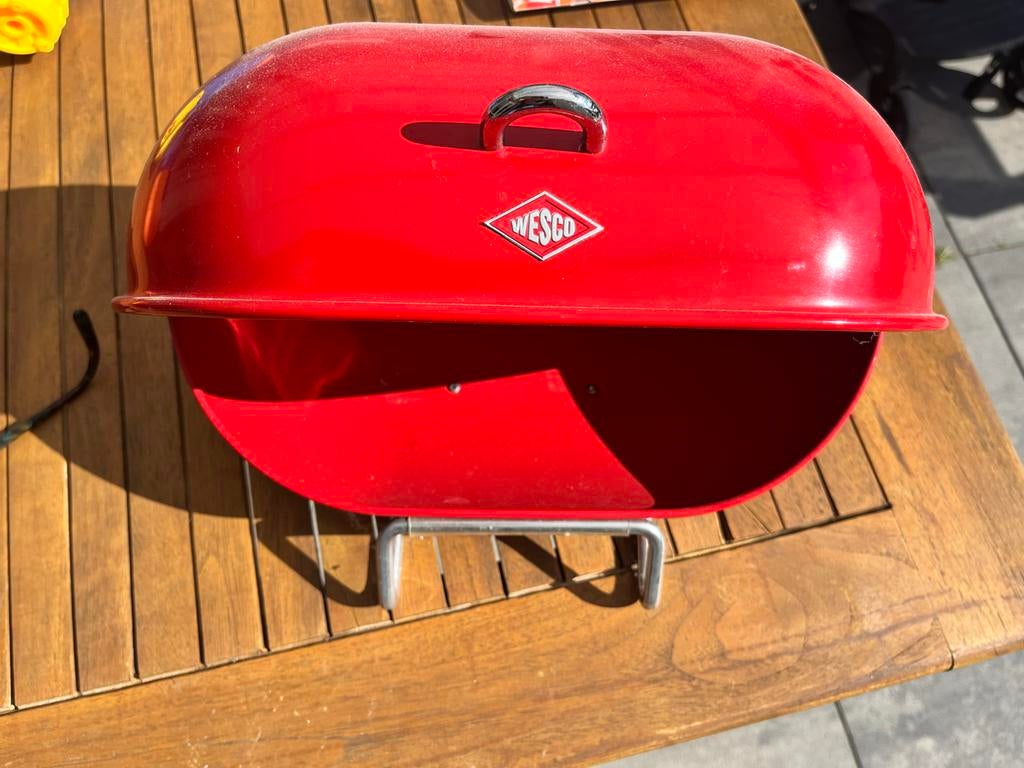 Wesco broodtrommel rood, Ophalen, Zo goed als nieuw