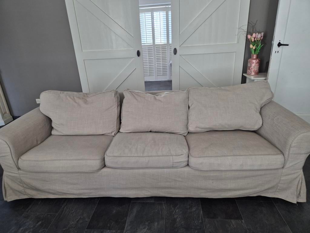 Twee beige 3 zits banken, Ophalen of Verzenden, Gebruikt, 75 tot 100 cm