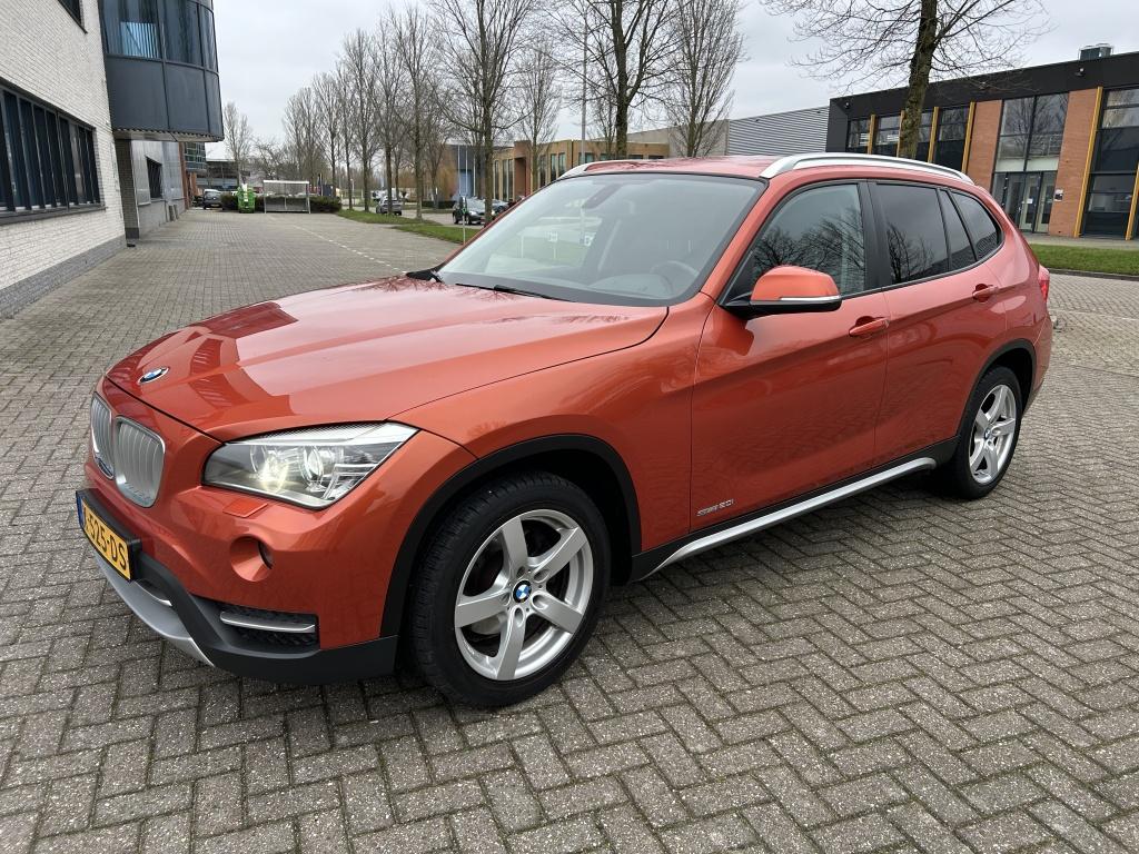 BMW X1 sDrive20i Executive XENON STOELVW PDC CRUISE., Euro 6, 4 cilinders, Leder en Stof, 184 pk