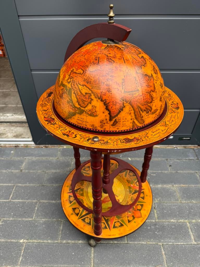 Wereldbol/drankglobe, Ophalen, Gebruikt