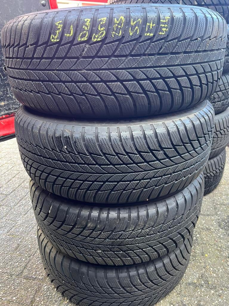 Bridgestone Run Flet Banden 7/8mm 225/55/17, Ophalen, Nieuw, 17 inch, All Season