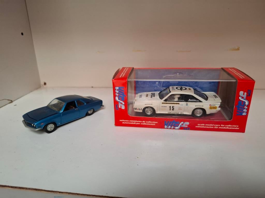 2 x Opel Manta modelauto's, Hobby en Vrije tijd, Modelauto's | 1:43, Ophalen of Verzenden, Nieuw, Auto, Overige merken