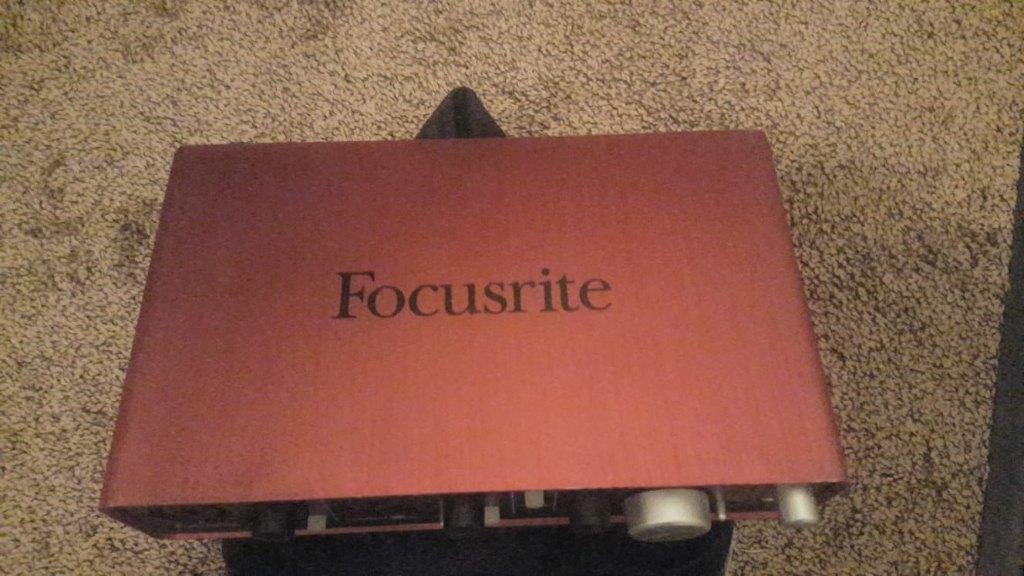 Focusrite 2i4 + Beta 58A Microfoon ZO GOED ALS NIEUW!, Ophalen of Verzenden, Zo goed als nieuw