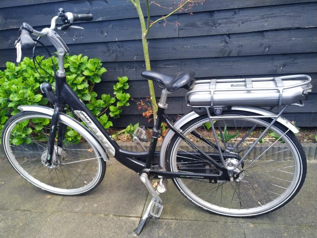 Giant Elektrische fiets, Fietsen en Brommers, Ophalen, Minder dan 30 km per accu, Gebruikt, Giant