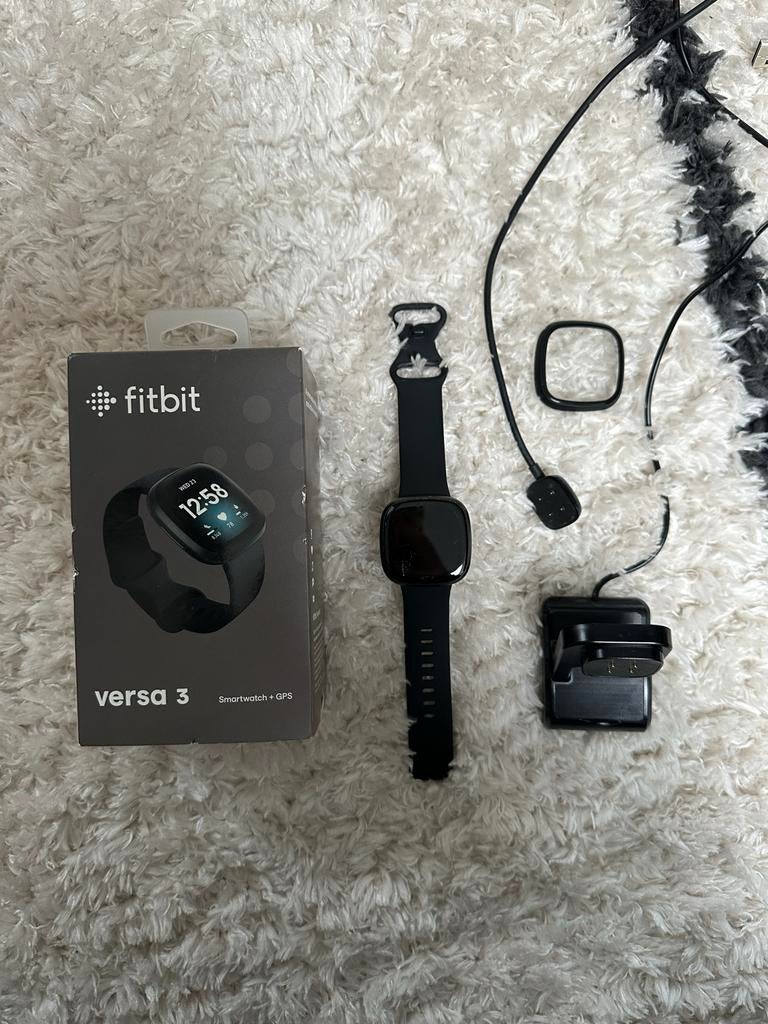Fitbit Versa 3 Zwart Smartwatch gebruikt, Gebruikt, Zwart, Ophalen of Verzenden, Waterdicht