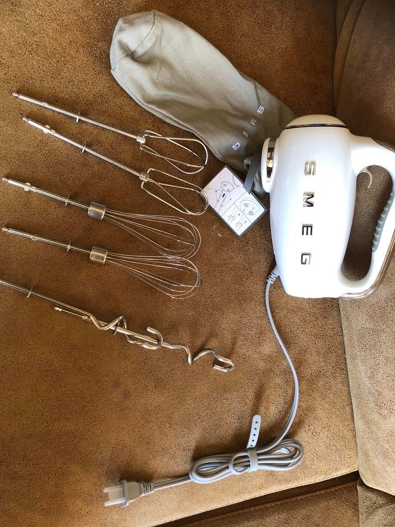 Nieuwe retro Smeg handmixer met Amerikaanse stekker, Ophalen of Verzenden, Nieuw