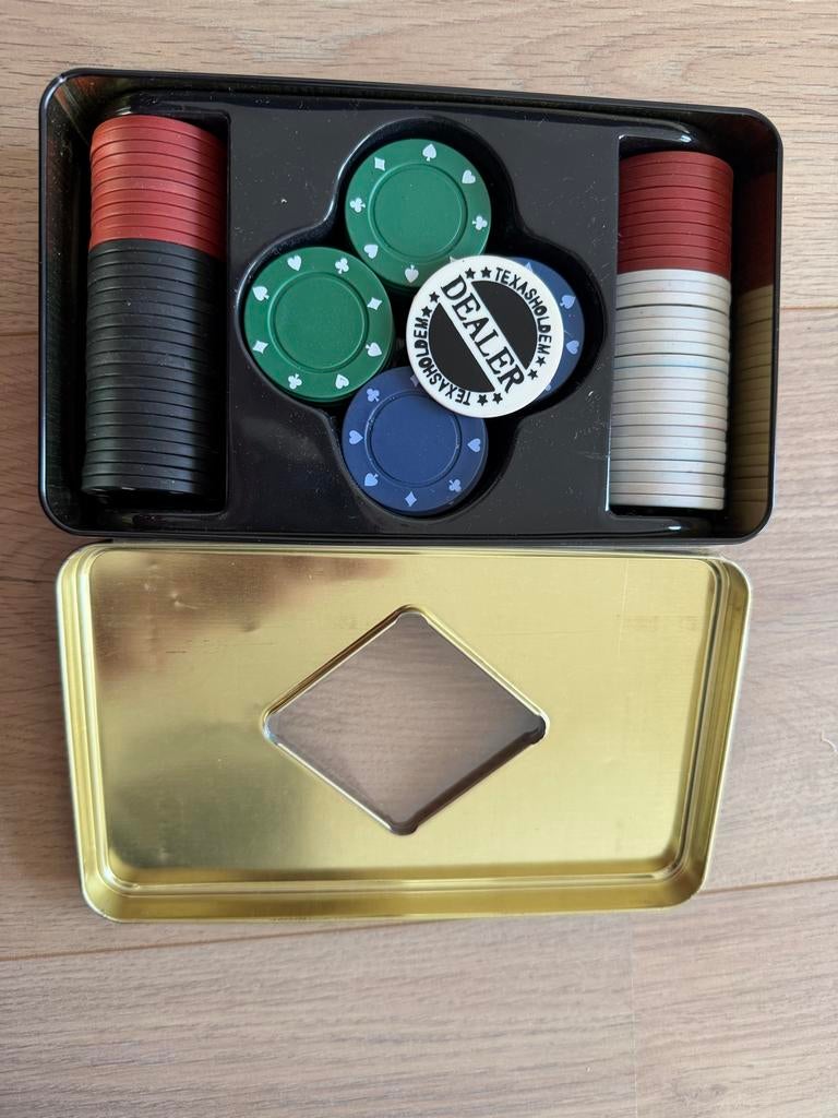 Poker fiches 100st en dealer chip, Hobby en Vrije tijd, Drie of vier spelers, Ophalen of Verzenden, Gebruikt