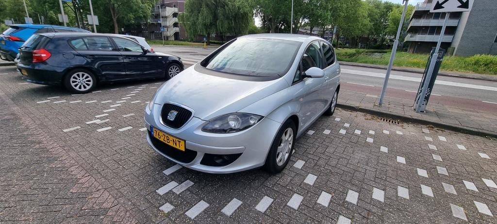 Seat Altea 1.6 75KW 2006 Grijs, Auto's, 1295 kg, 4 cilinders, 1200 kg, Particulier
