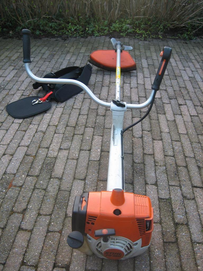 Stihl FS350 Bosmaaier Mes + NIEUW Tuig Benzine, Tuin en Terras, Bosmaaiers, Gebruikt, Benzine, 30 tot 50 cm, Ophalen
