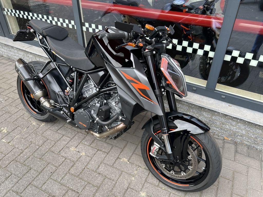 KTM 1290 SUPER DUKE R 2019 - foto 2