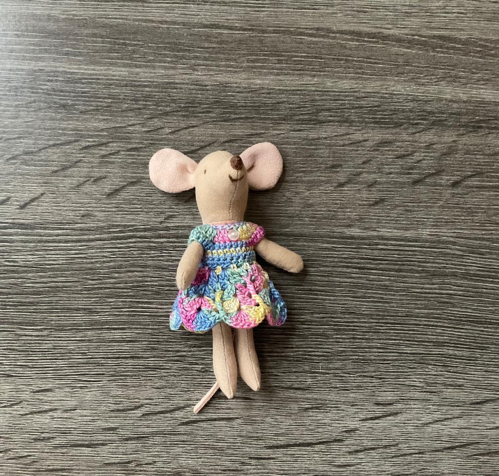 Leuk gehaakt jurkje van katoen voor Maileg muis van 9/10 cm, Verzenden, Nieuw, Kleertjes