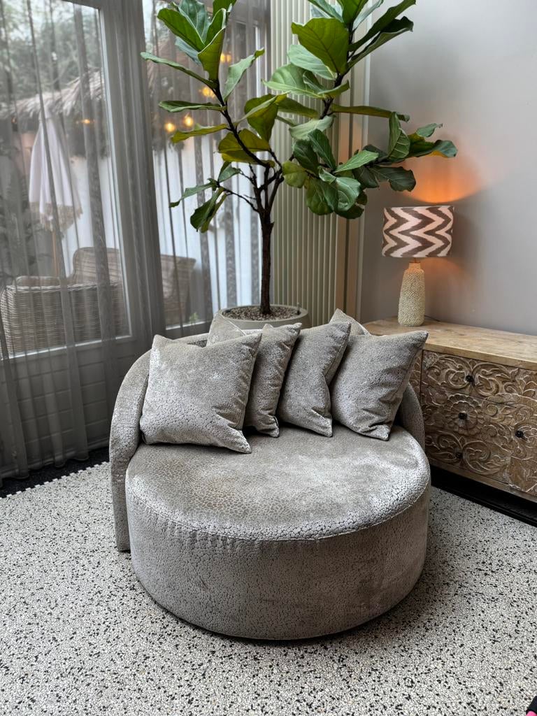 Ronde poef / Loveseat MACAZZ, Huis en Inrichting, Fauteuils, Ophalen, Gebruikt, 100 tot 125 cm, 100 tot 125 cm