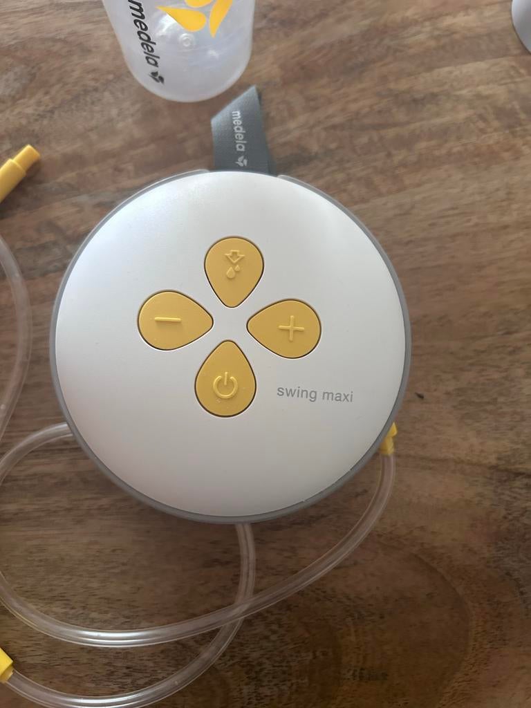 Medela Swing Maxi kolfapparaat, Ophalen of Verzenden, Zo goed als nieuw, Borstkolf
