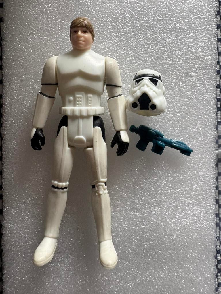 Luke Skywalker Stormtrooper – Kenner 1984 (Last 17 compleet), Verzamelen, Star Wars, Ophalen of Verzenden, Zo goed als nieuw, Actiefiguurtje