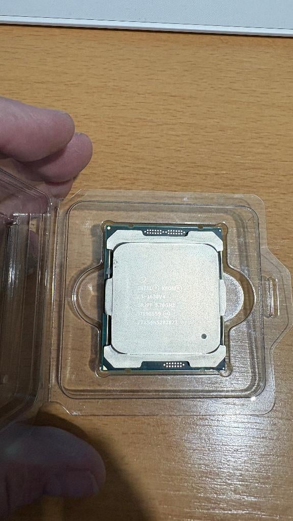 Xeon E5-1630 V4 3,7 Ghz Socket 2011-3, Computers en Software, Processors, Gebruikt, 4-core, 3 tot 4 Ghz, Ophalen of Verzenden
