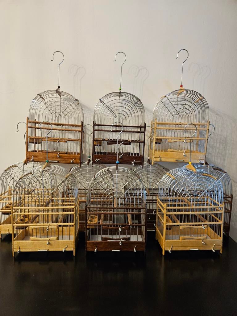Te koop surinaamse kooien twa twa/picolet/rowti/zang kooi, Ophalen, Hout, Vogelkooi