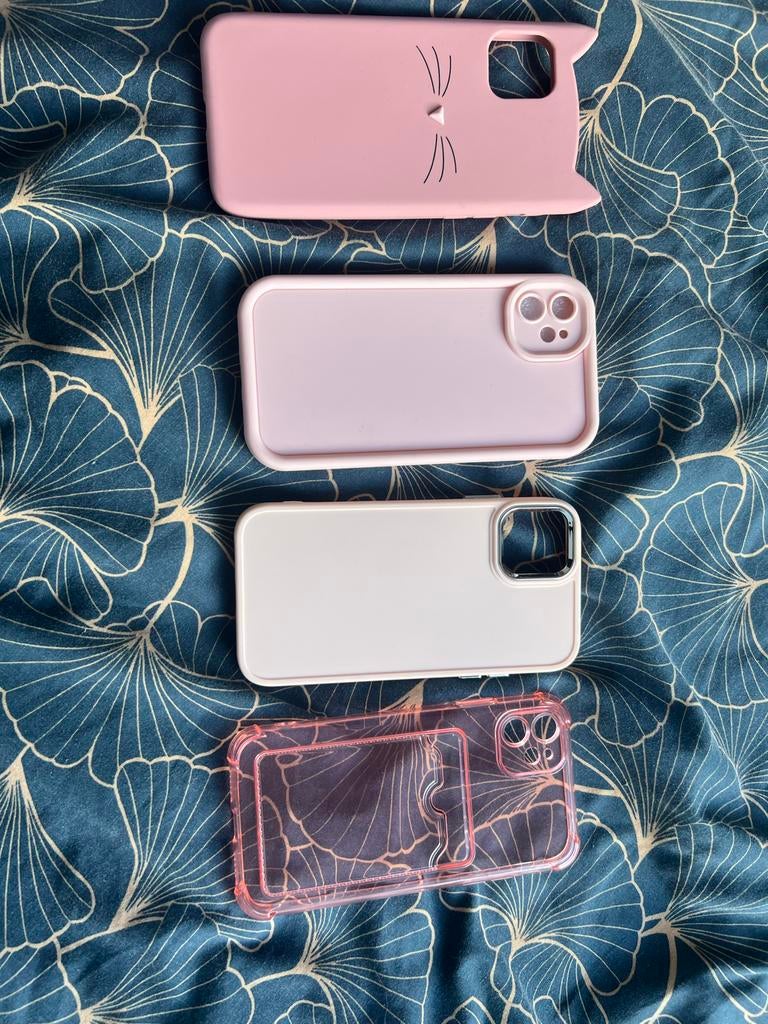 SHEIN iPhone 11 hoesjes - Diverse stijlen, Ophalen of Verzenden, Nieuw, IPhone 11, Hoesje of Tasje