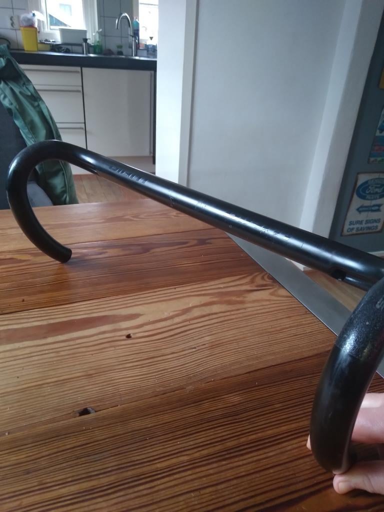 Contact SLR Airo Road Giant Carbon.
Race/Gravelstuur., Ophalen, Zo goed als nieuw, Overige typen