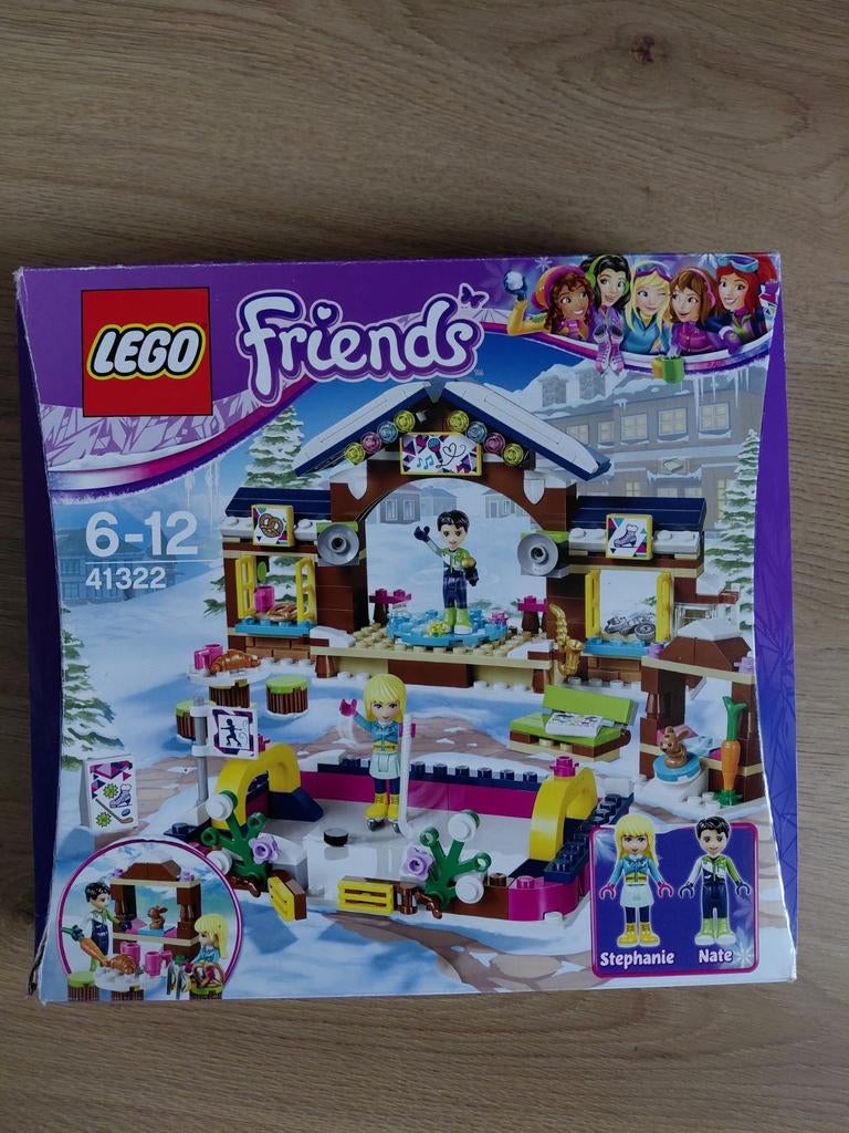 Lego Friends 41322 Snow Resort Schaatsbaan met boekjes, Ophalen of Verzenden, Zo goed als nieuw, Complete set, Lego