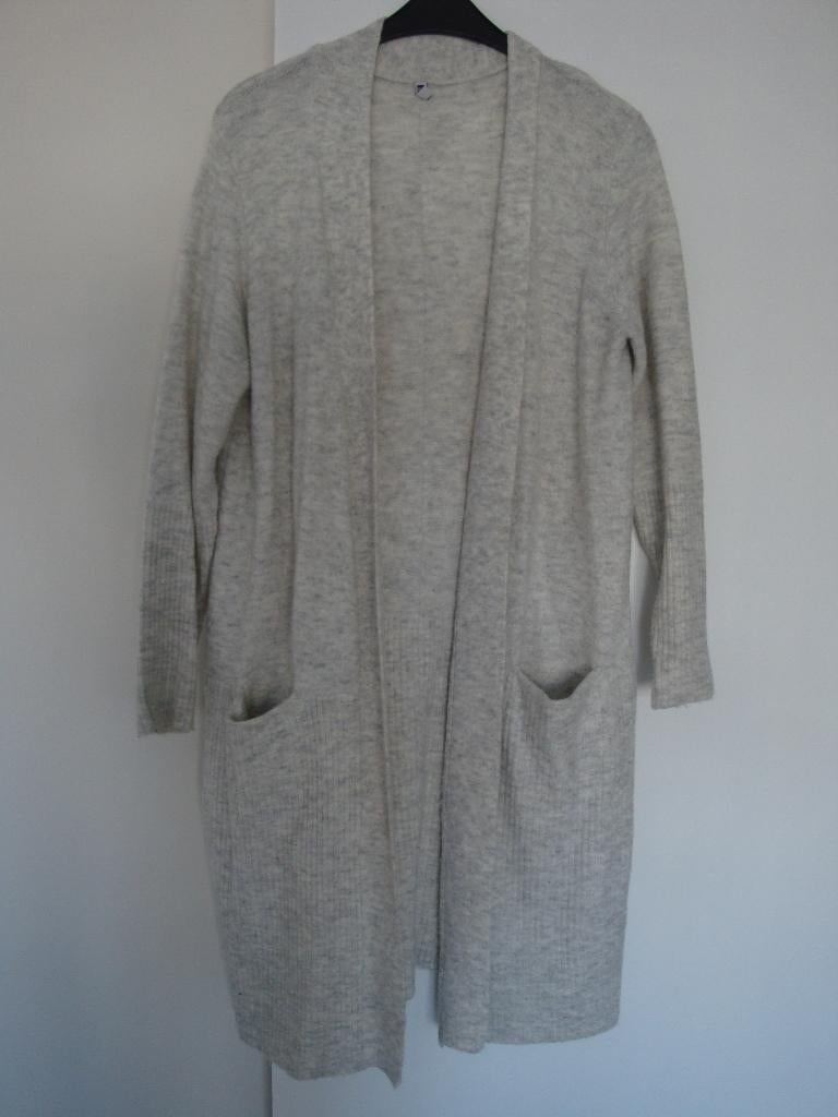 Maat L. Lang licht grijs gemêleerd vest., Ophalen of Verzenden, Zo goed als nieuw, Maat 42/44 (L), Grijs