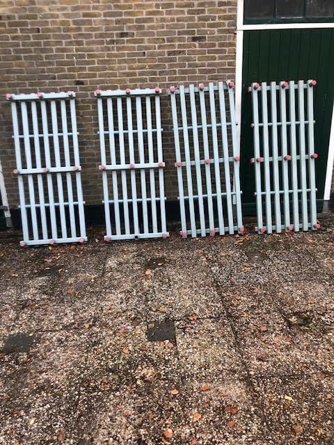 5 Rea kunststof legborden, Ophalen, Gebruikt