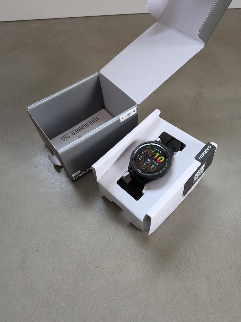 Garmin forerunner 265 - nieuw ongebruikt, Sieraden, Tassen en Uiterlijk, Sporthorloges, GARMIN, Zwart, Nieuw, Ophalen of Verzenden