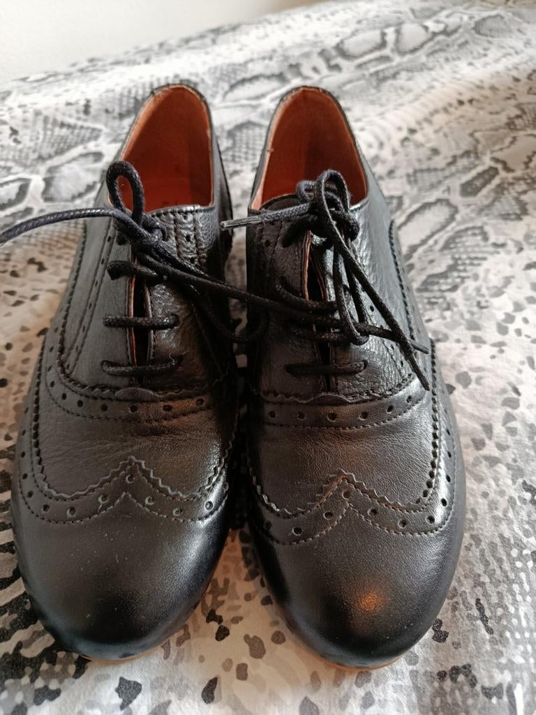 Zwarte lederen veterschoenen mt 38 nieuw van sacha, Ophalen of Verzenden, Nieuw, Zwart