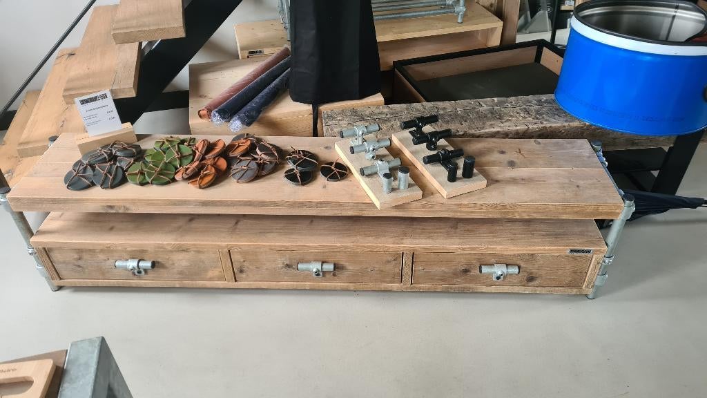 Tv-Meubel zijframe steigerbuis en steigerhout OUTLET, Overige houtsoorten, Info@hout-art.nl, Nieuw, Ophalen of Verzenden