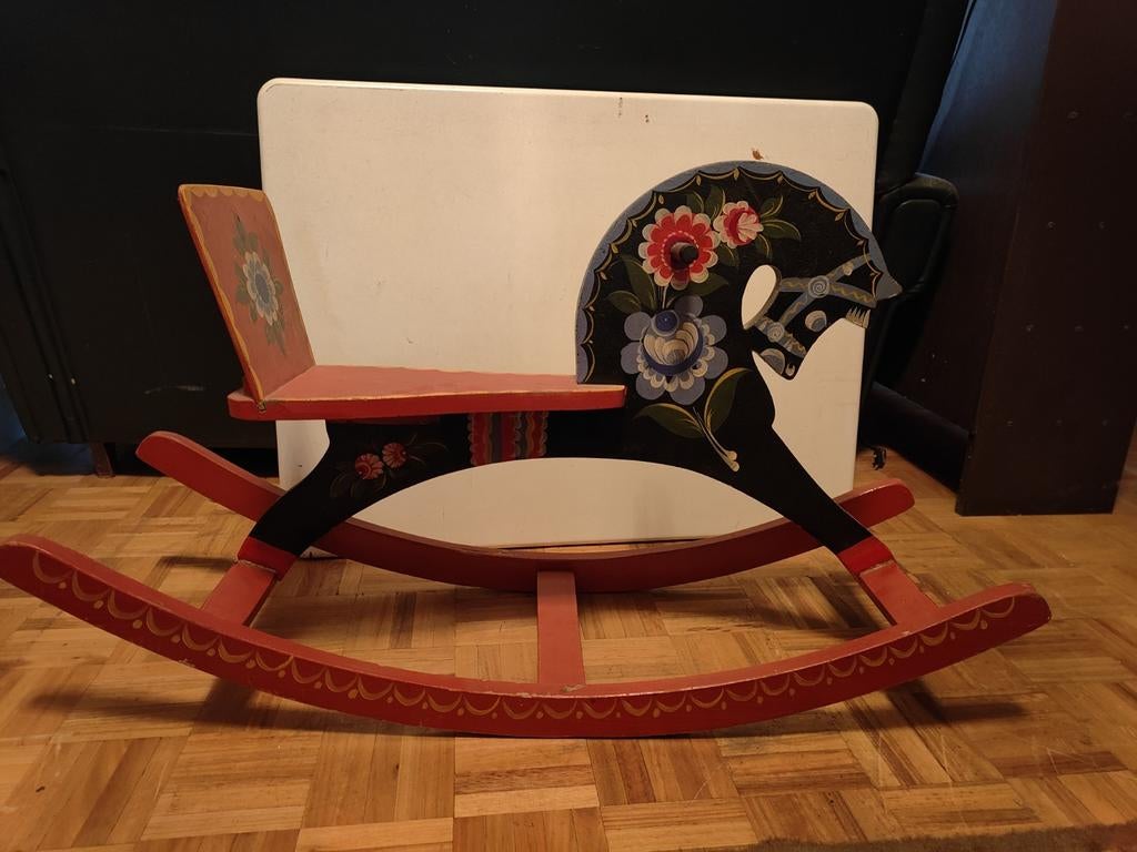 Antiek Houten Hobbelpaard - Sierlijk Geverfd, Antiek en Kunst, Antiek | Speelgoed, Ophalen