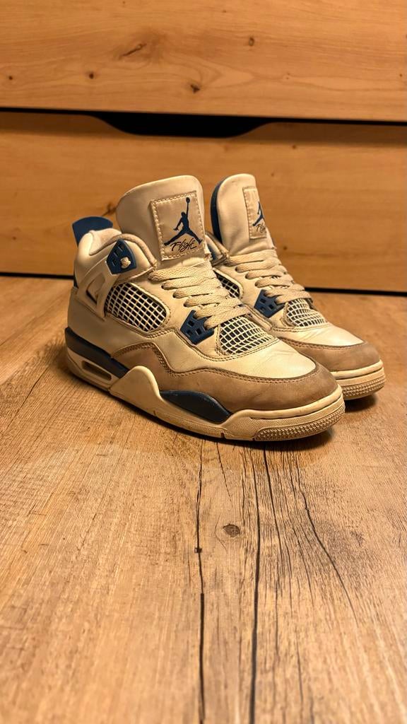 Originele Jordan 4 Military Blue - Maat 39, Verzenden, Gedragen, Blauw, Sneakers of Gympen
