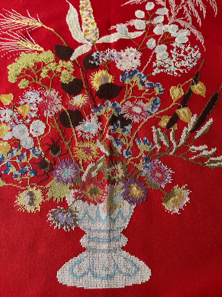 Vaas met bloemen geborduurd (50 x 60 cm), 50 tot 75 cm, Ophalen of Verzenden, Zo goed als nieuw, Schilderij