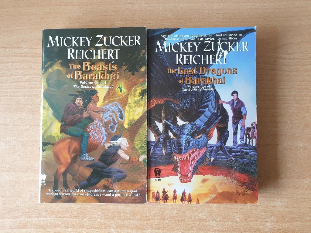Mickey Zucker Reichert - Books of Barakhai 1 & 2, Boeken, Ophalen of Verzenden, Gelezen, Mickey Zucker Reichert