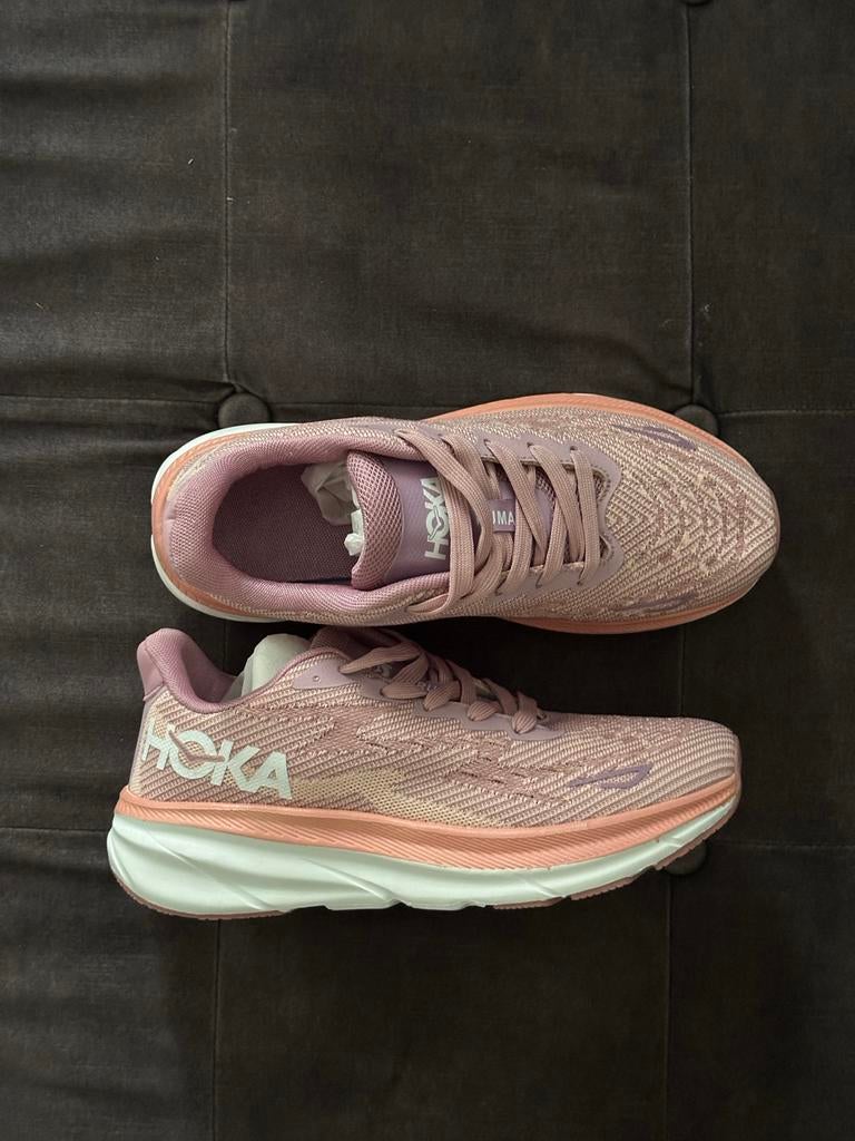 Hoka Sportschoenen Maat 40 - Comfort en Prestatie, Ophalen of Verzenden, Gedragen, Roze, Sportschoenen