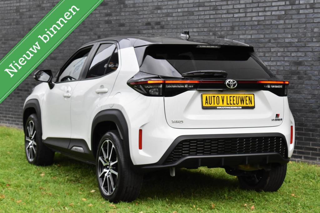 Toyota Yaris Cross 1.5 Hybrid GR Sport FULL OPTIONS! PANODAK, Auto's, Toyota, Gebruikt, Wit, 1490 cc, Hybride Elektrisch/Benzine