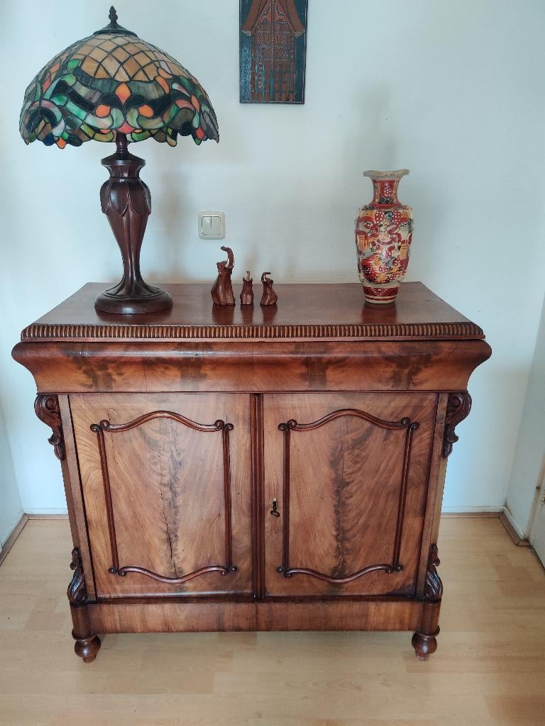 Biedermeier penantkast (sideboard) gefineerd mahoniehout, Antiek en Kunst, Antiek | Meubels | Kasten, Ophalen