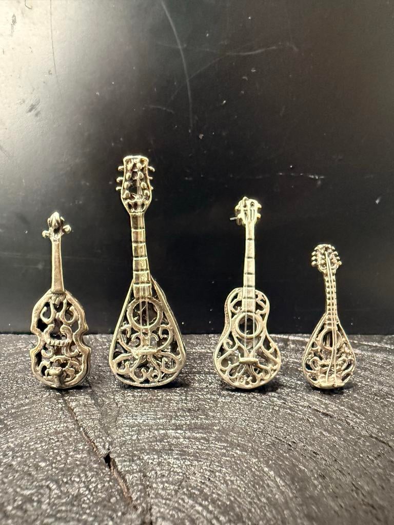 4 Zilveren Miniatuur Snaarinstrumenten - 800 Zilver, Verzenden