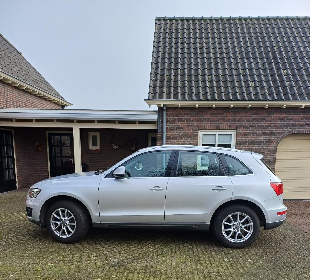 Audi Q5 2.0 Tfsi Quattro S-tronic 2009 Grijs, Auto's, Automaat, Zwart, 4 cilinders, Vierwielaandrijving