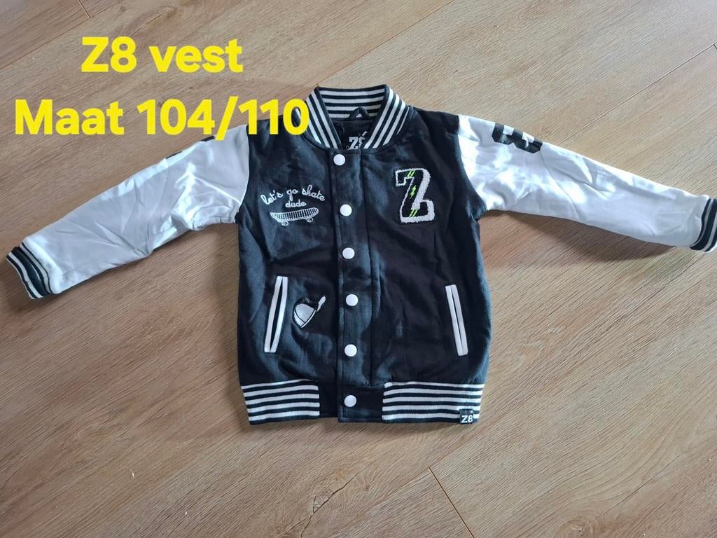 Z8 vest (nieuwstaat)!!! Maat 104/110, Kinderen en Baby's, Kinderkleding | Maat 104, Ophalen of Verzenden, Zo goed als nieuw, Jongen