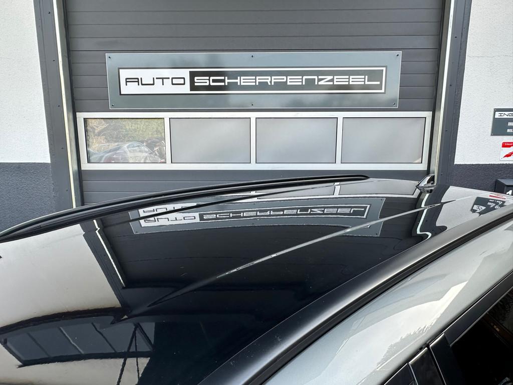 Toyota Auris Touring Sports 1.8 Hybrid Black Edition | AIRCO, Gebruikt, 4 cilinders, Origineel Nederlands, Grijs