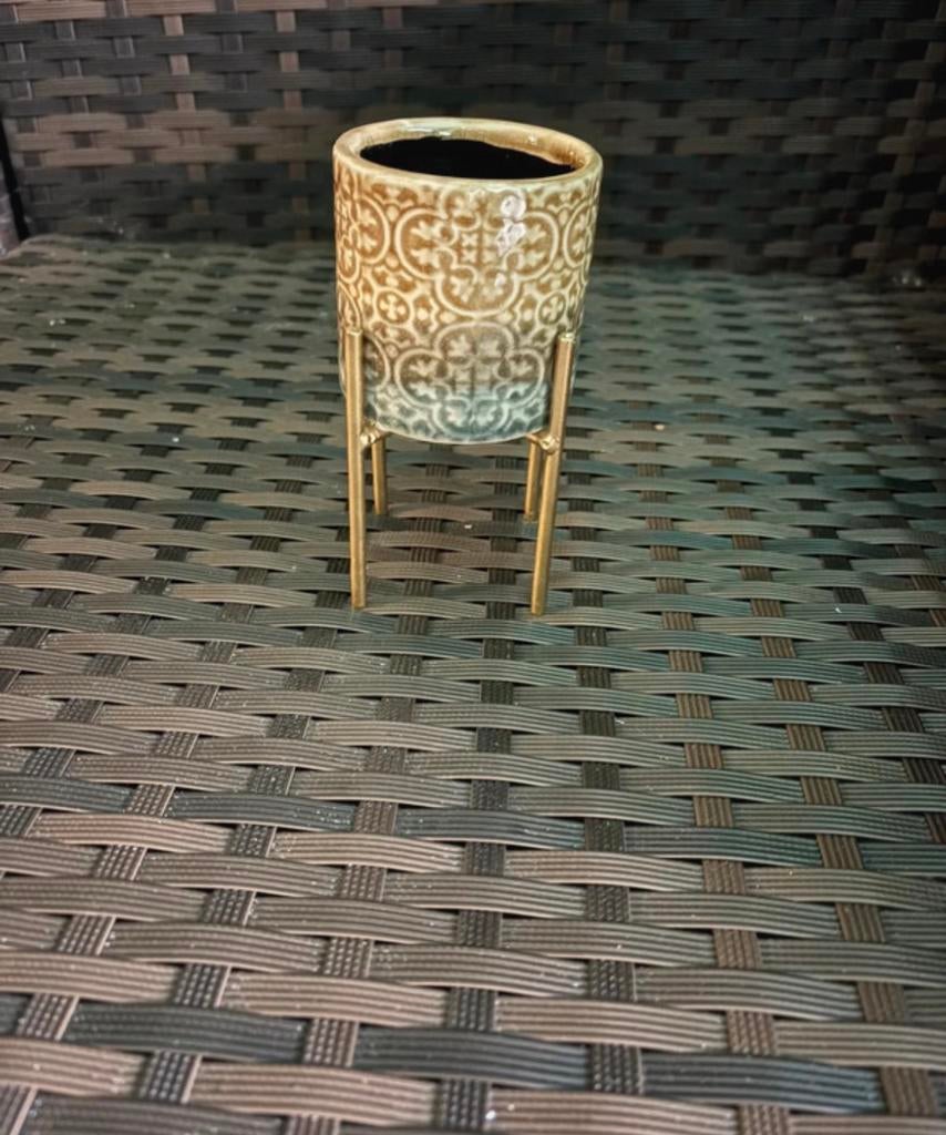 Klein bloempotje op goudkleurige poot, Tuin en Terras, Bloempotten, Gebruikt, Rond, Binnen, Ophalen of Verzenden