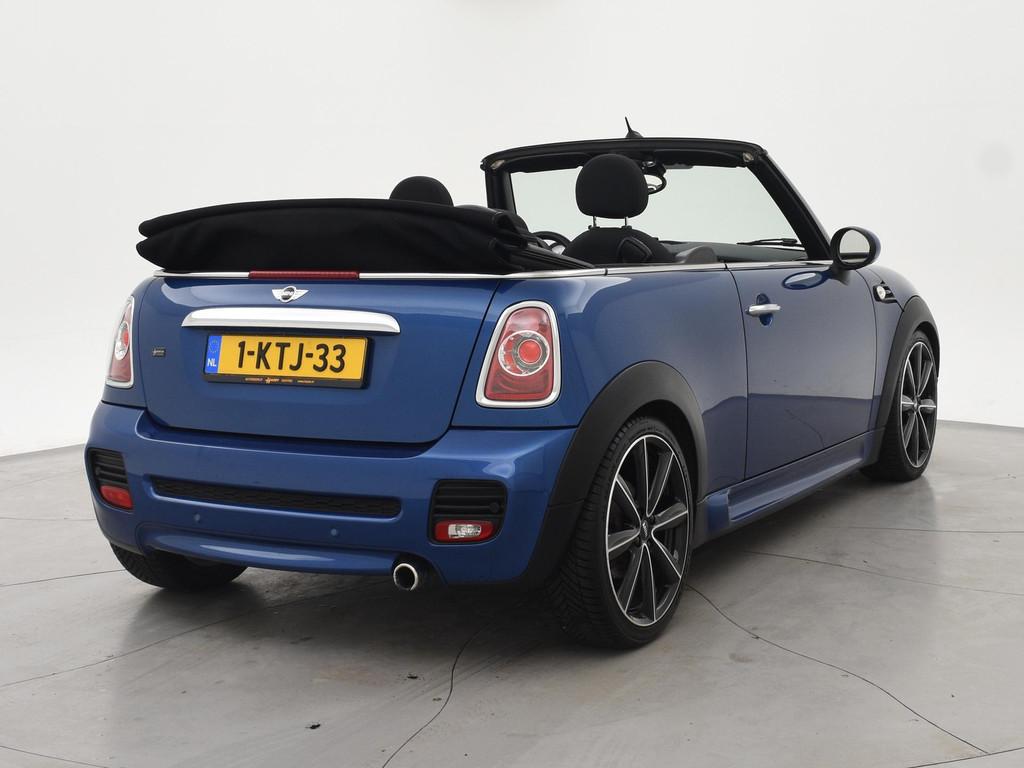 Mini Mini Cabrio 1.6 COOPER 122 PK 6-BAK JOHN COOPER WORKS P, Auto's, Euro 5, Gebruikt, Zwart, 4 cilinders