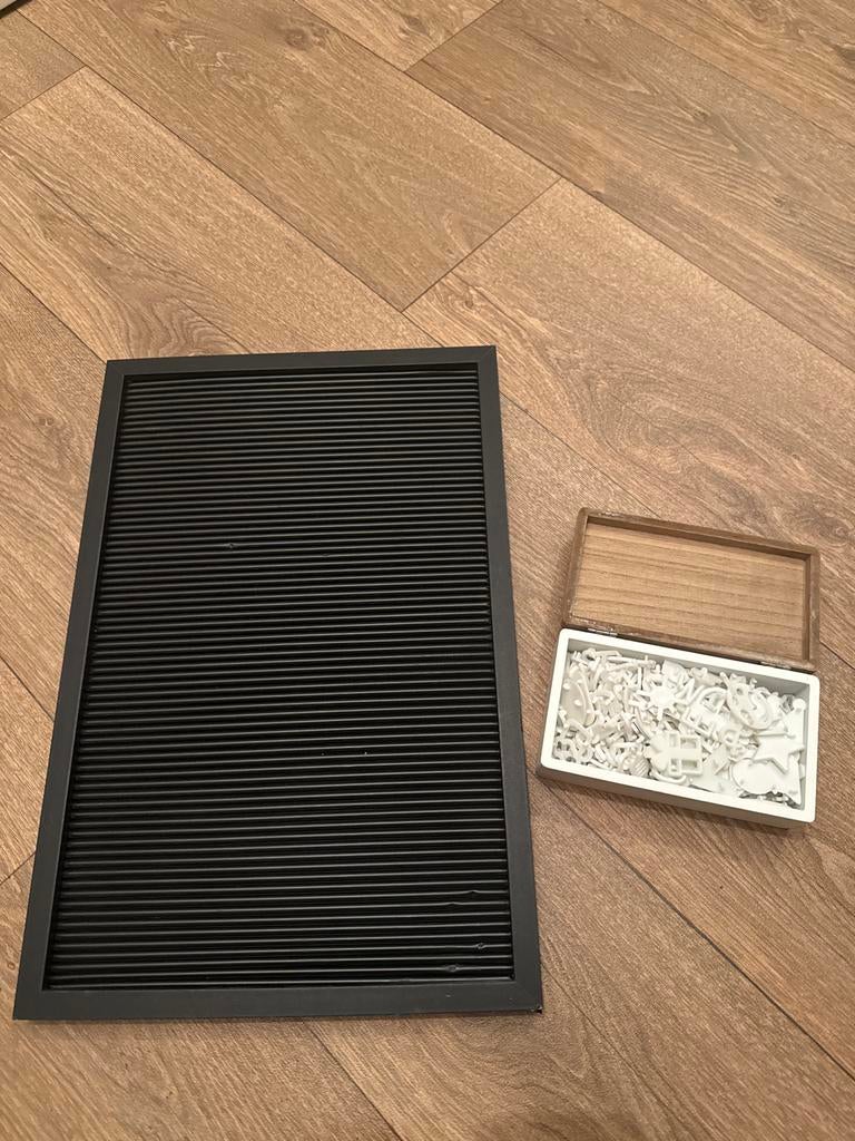 Letterbord met letters en symbolen, Huis en Inrichting, Woonaccessoires | Tekstborden en Spreuken, Ophalen, Gebruikt